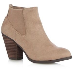New Call It Spring Camerone Beige Ankle Booties